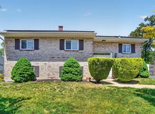 306 Shetlands Ln, Glen Burnie, MD 21061