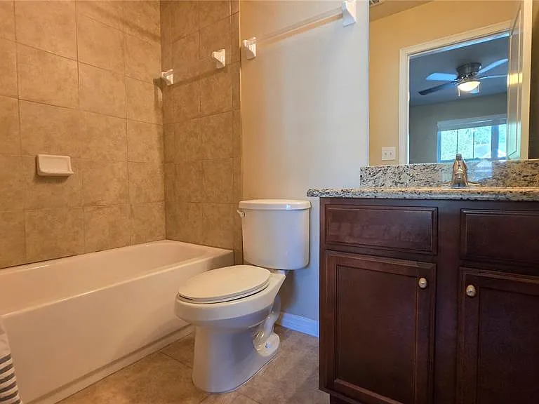 4639 SW 48th Dr #151 — Photo 18
