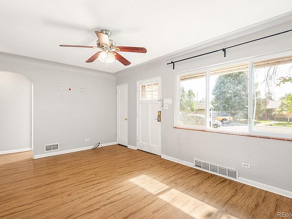 5th image of 985 Xavier Street