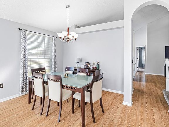 4th image of 13107 Heming Way