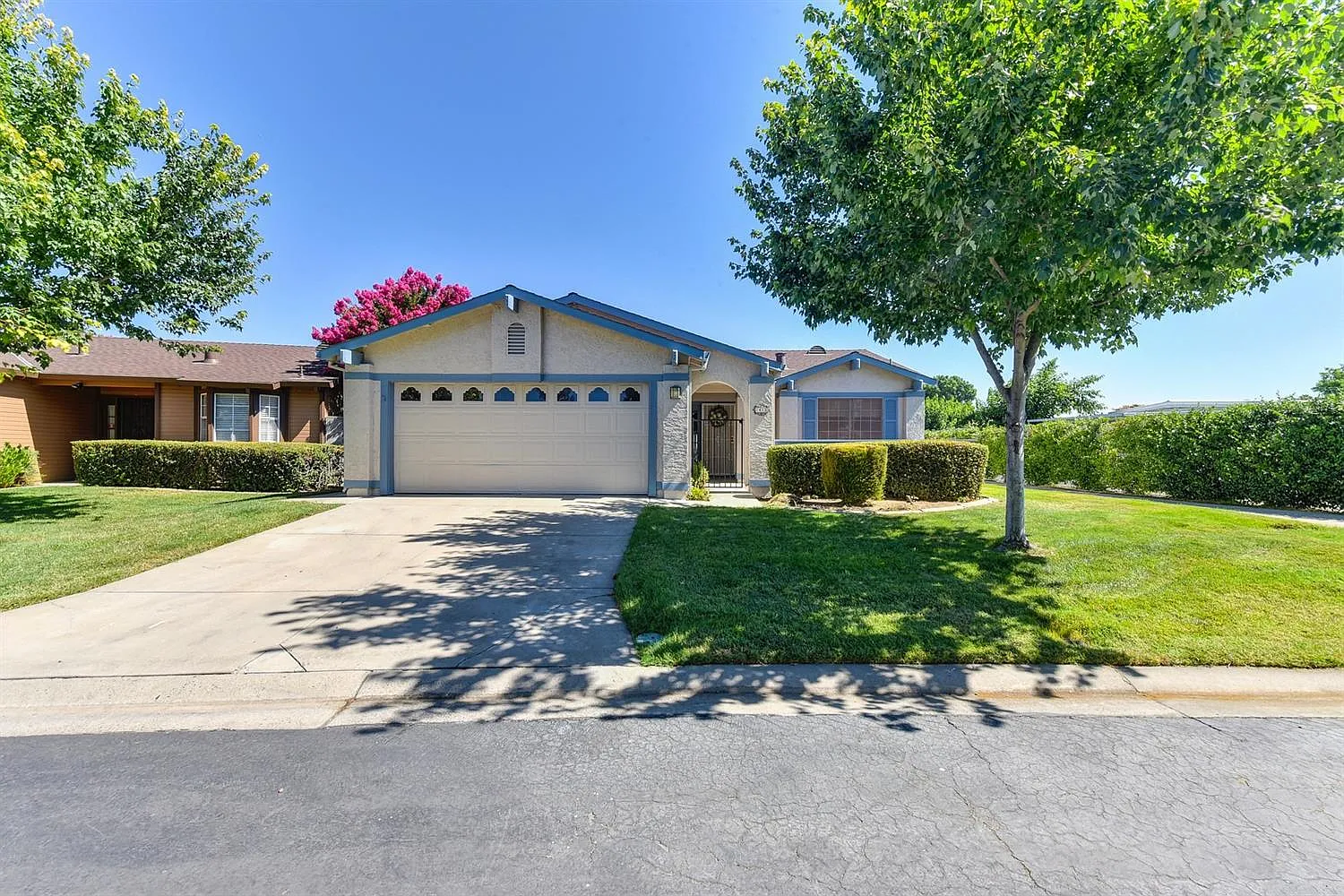 7413 Sunmill Ln photo 1