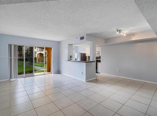 155 NW 96th Ter #2102, Pembroke Pines, FL 33024