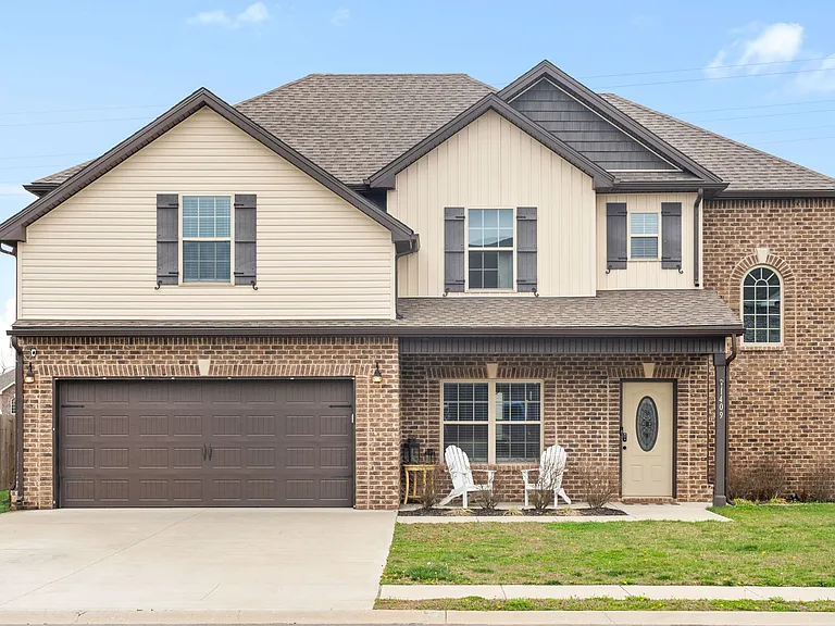 1409 Millet Dr — Photo 1