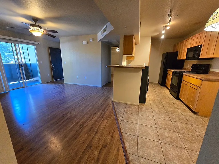 1385 W University Ave #4-125 — Photo 6
