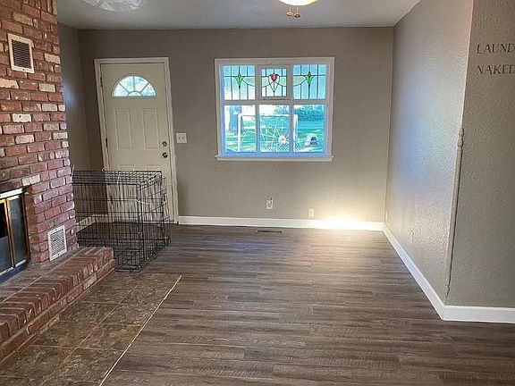 2nd image of 1231 E McLeod Ave