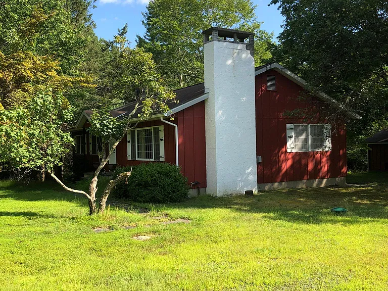247 Myck Rd — Photo 6