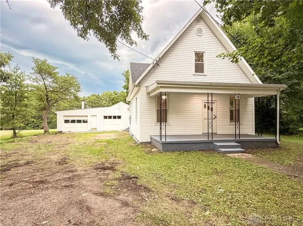 38 N Kimmel Rd, Clayton, OH 45315