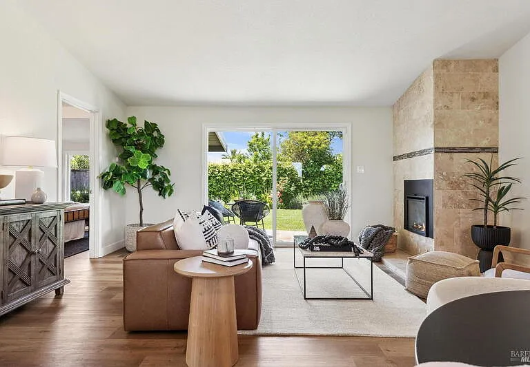 53 Labrea Way — Photo 4
