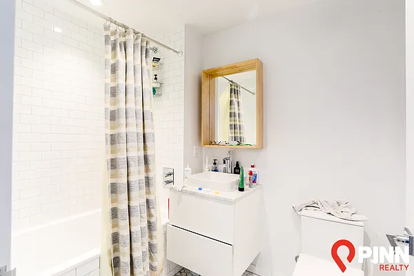 Rented by Pinn Realty | media 13