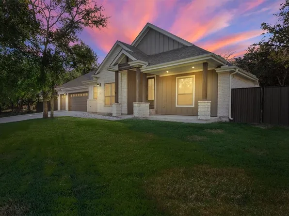 6 Oak Ct, Morgans Pt Resort, TX 76513