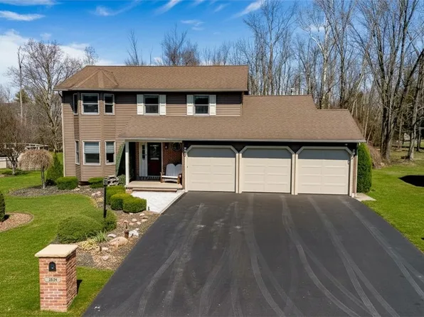 4320 Lazybrook Cir, Liverpool, NY 13088