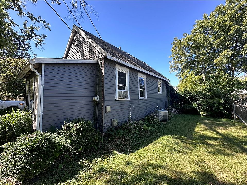 2nd image of 616 15th St