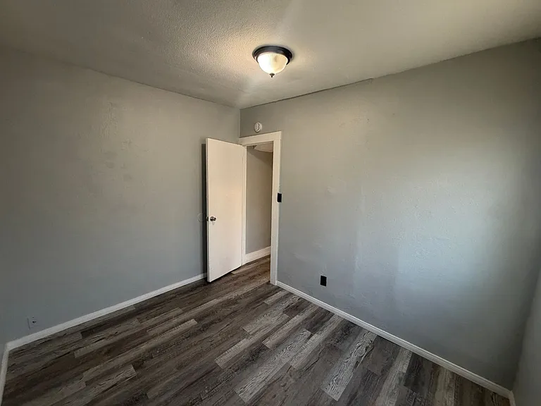 1128 Raymond Ave — Photo 14