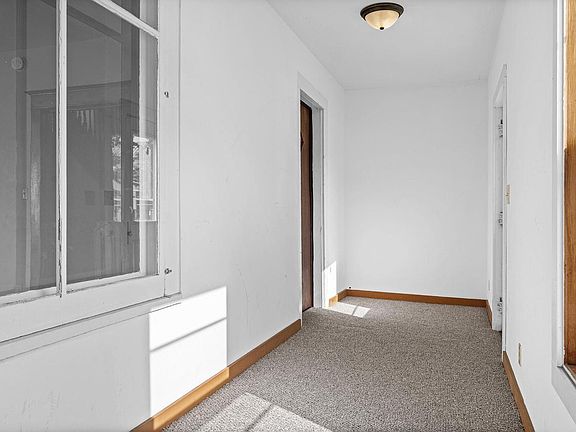 4th image of 1603 Charles STREET