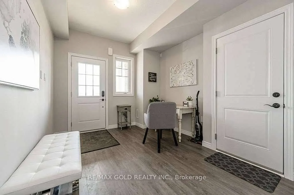 2 bed, $2,500 — Photo 4