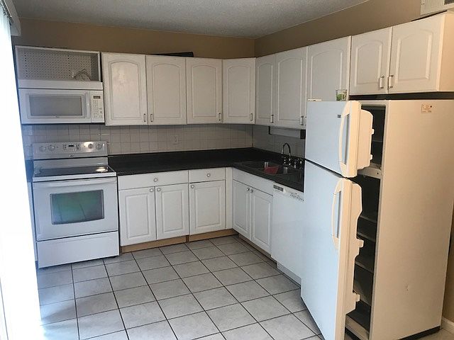 1st image of 4120 Paule Ave
