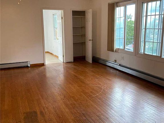 3rd image of 122-11 115th Ave Floor 2