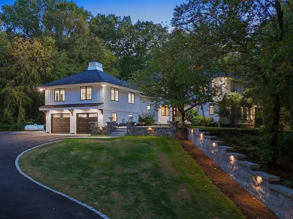 169 Scotland Rd, Newbury, MA 01951