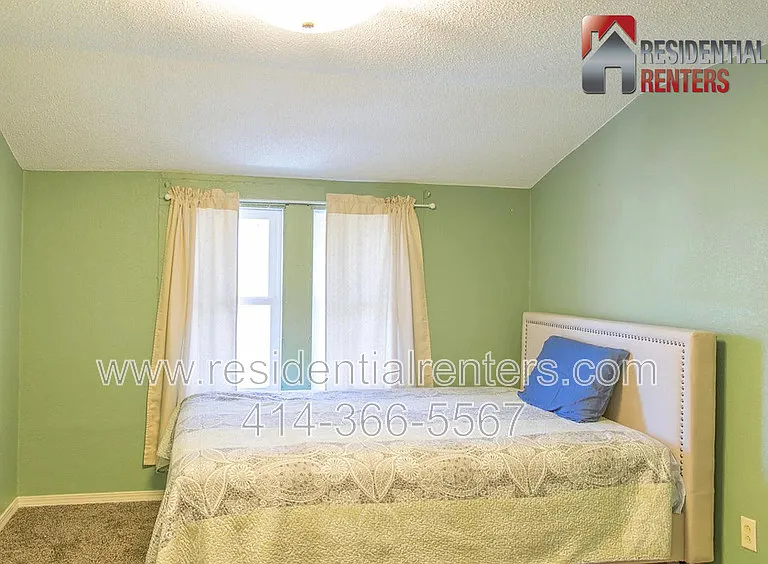 3220 W Madison St — Photo 11
