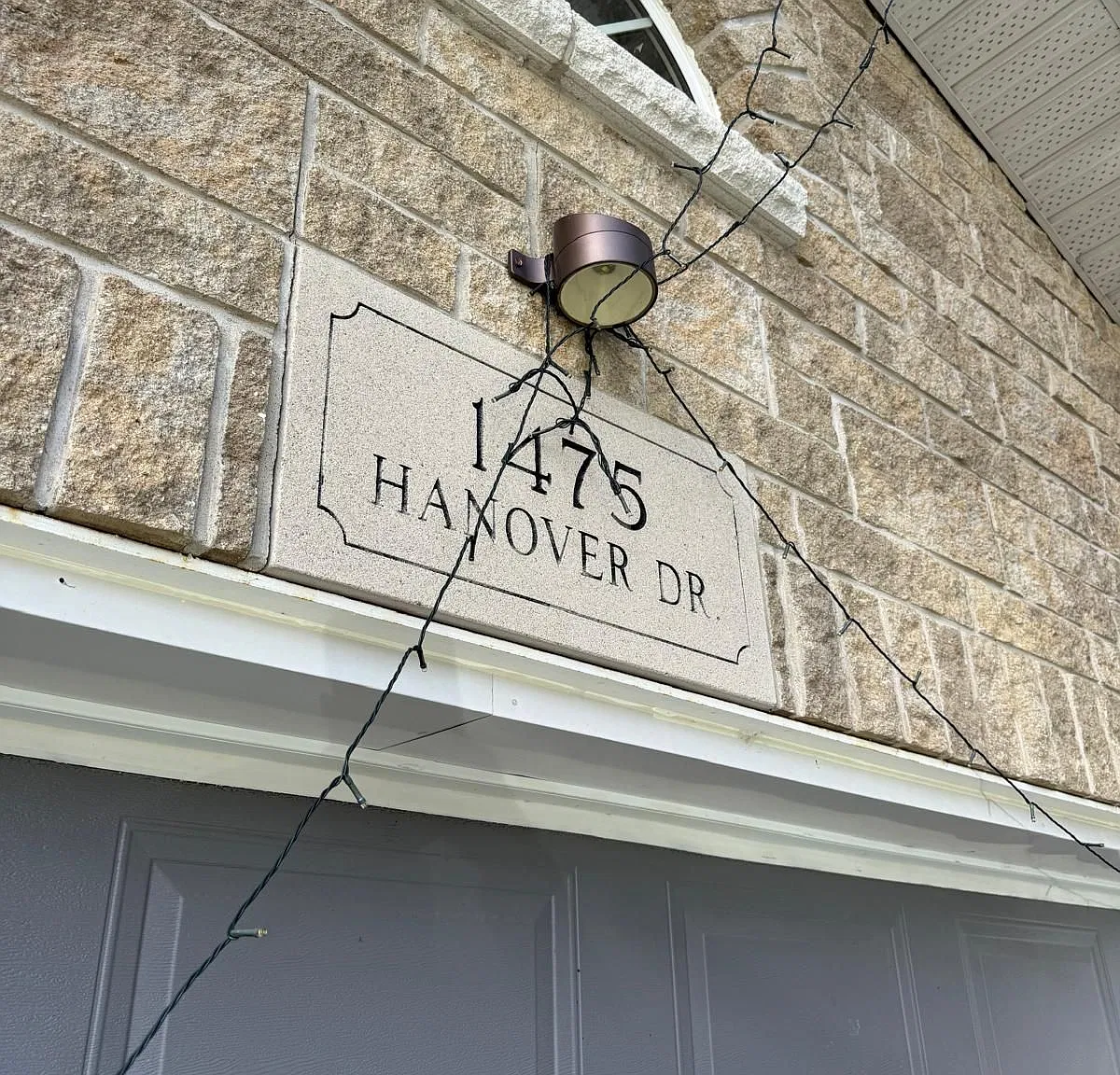 6 bed, $3,300 — Photo 2