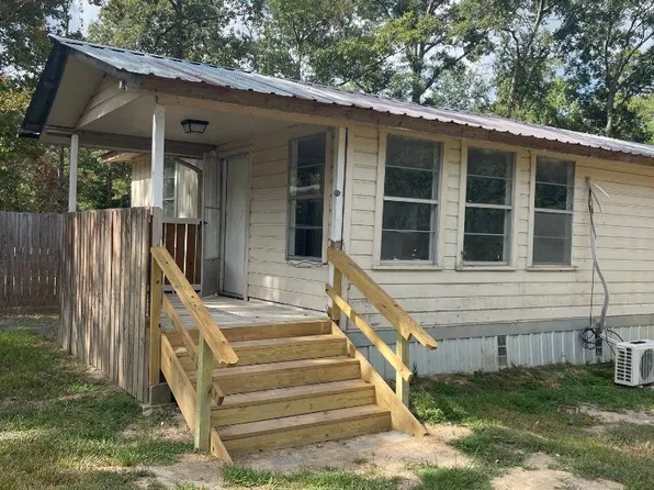 501 Hawkins, Livingston, TX 77351