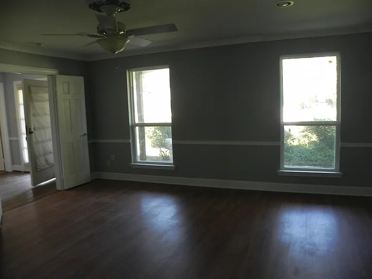 Mater Bedroom and Windows