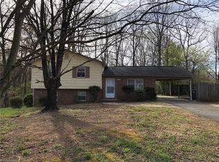 5404 Mesa Ct NW, Winston Salem, NC 27106