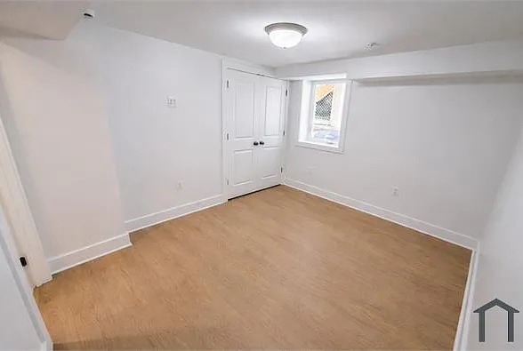 1001 Douglas St NE #C — Photo 5