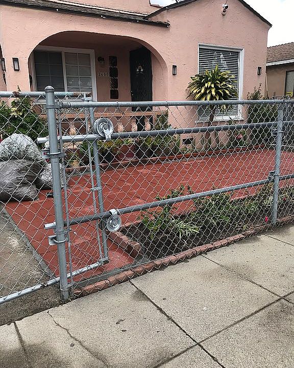 2nd image of 2409 Hayes Ave