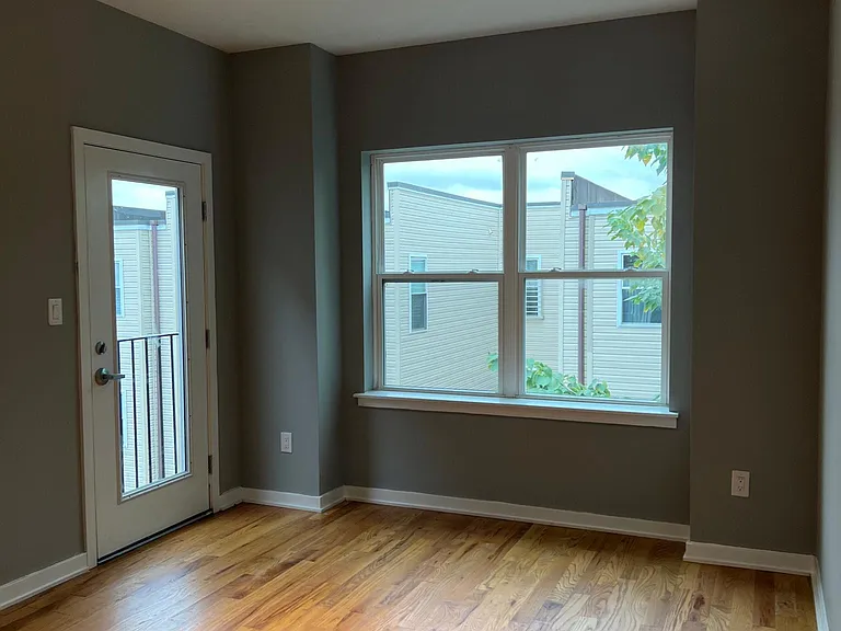 531 N Budd St #DD3 — Photo 5