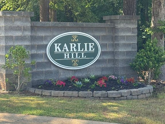 3rd image of 104 Ansley Ct