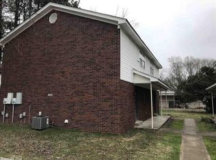 210 S Davis St #B, Conway, AR 72034