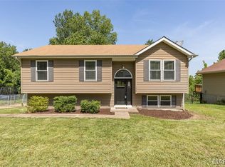 1408 Castlemill Dr, Arnold, MO 63010