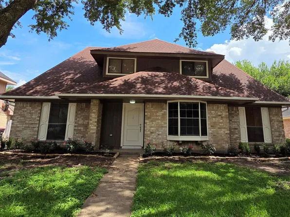 14718 Earlswood Dr, Houston, TX 77083