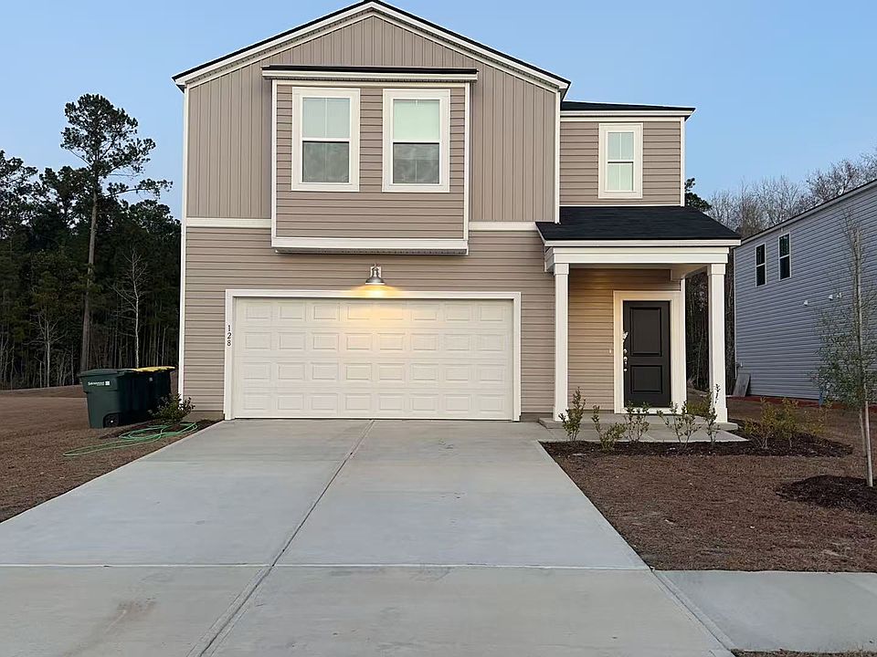 1st image of 128 Bottlebrush Dr