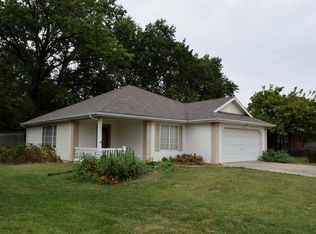 1321 London Dr, Columbia, MO 65203