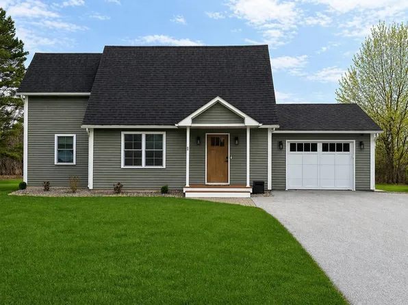 6 Vivian Lane, St. Albans Town, VT 05478