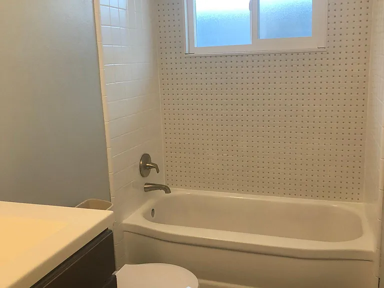 31921 Via Belardes #B — Photo 25