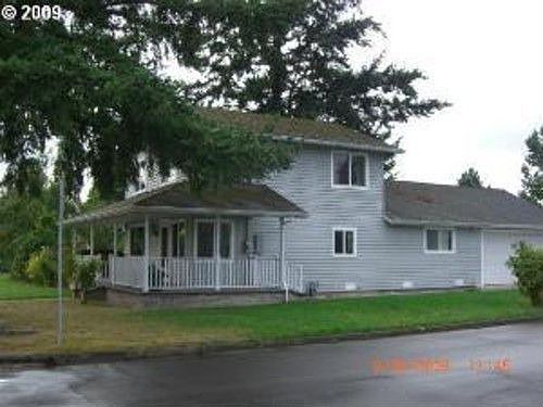 2nd image of 703 S 10th Ave