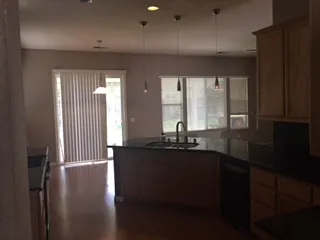 5642 Saxon Way — Photo 10