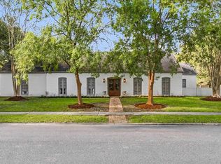 12030 Chester Dr, Baton Rouge, LA 70810