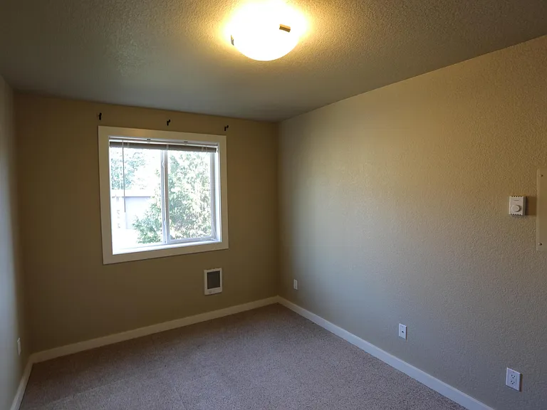 840 NE 125th St #303 — Photo 3