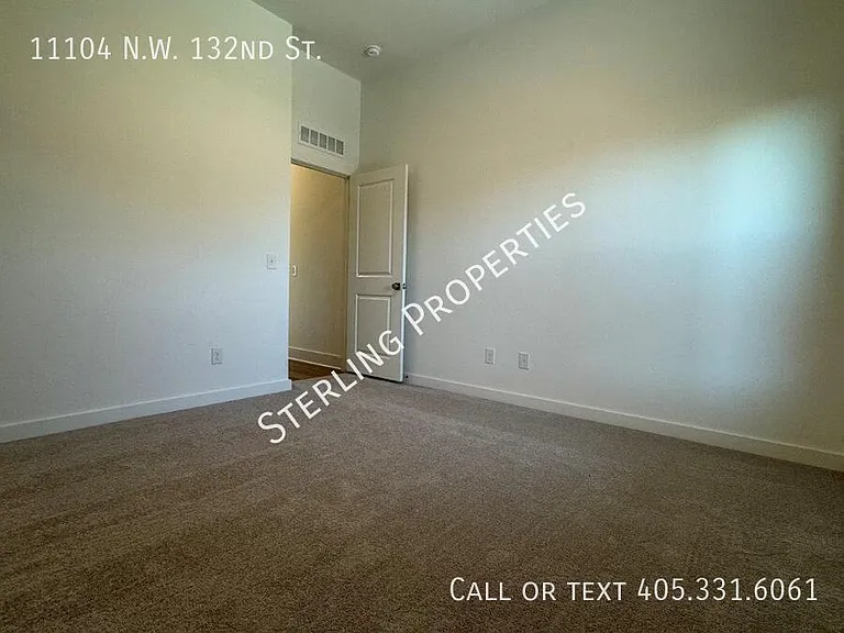11104 NW 132nd St — Photo 44