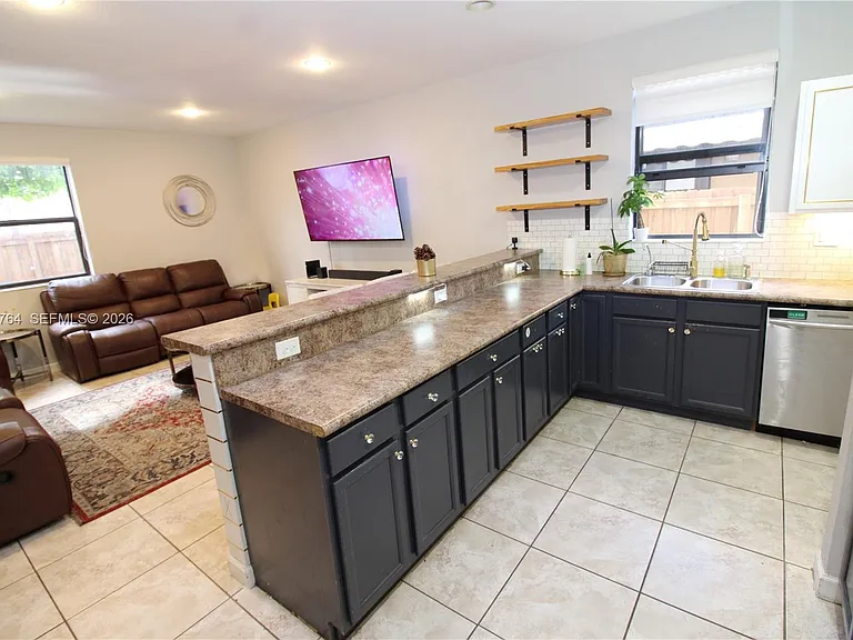 3698 SE 2nd Dr — Photo 32