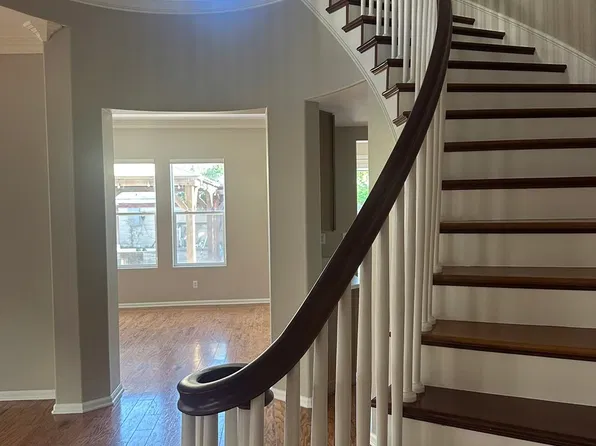 19146 Chandon Ln, Huntington Beach, CA 92648