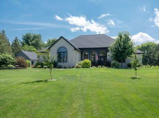 8835 Pine Island Ct N, Mattawan, MI