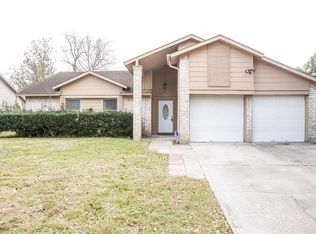 16303 N Cross Dr, Houston, TX 77073