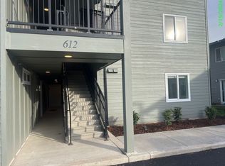 612 5th St #103, Woodland, WA 98674