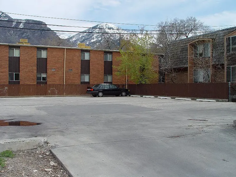 151 E 300 N #2 — Photo 12