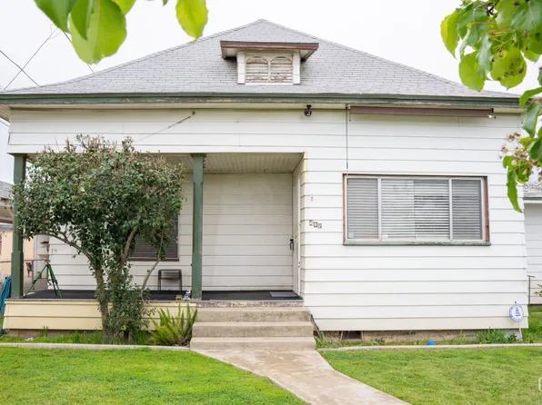 412 Berneta Ave, Bakersfield, CA 93304